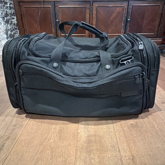 Briggs & Riley Other - Briggs & Riley Travelware Carry‑On Duffle Bag Black 22x13 – READ